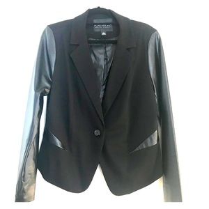 Notched Collar blazer (blaze it up or down)
